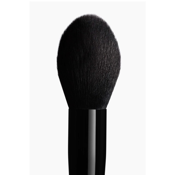CHANEL Black Powder Brush - Picture 1 of 3